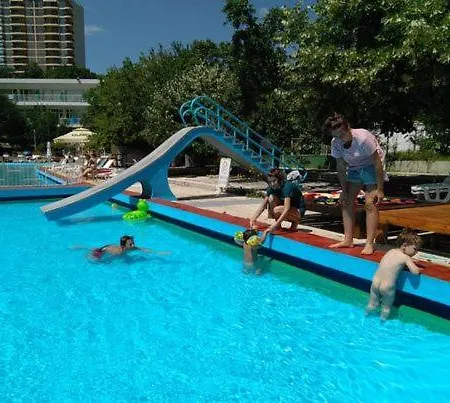 рива 3* ゴールデンサンド