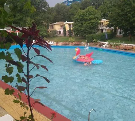 рива Golden Sands